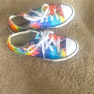 Girls multicolored converse sneaker